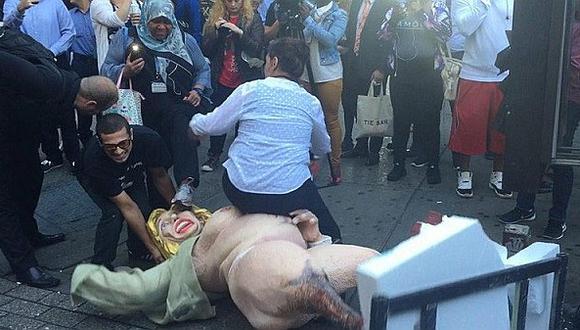 ​Hillary Clinton: Se desata gresca por estatua de candidata semidesnuda en Nueva York