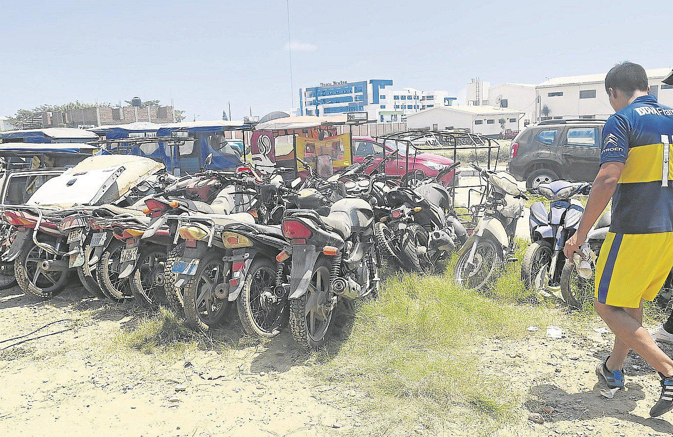 Tumbes: Policía advierte venta de motos con registro regrabado