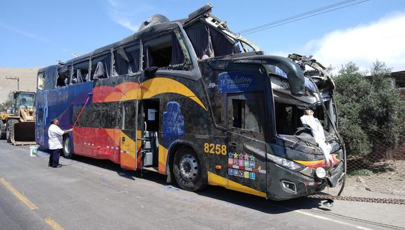 16 muertos y 40 heridos dejó el accidente en la carretera de Arequipa.