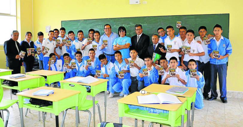 30 años editando libros de autores huanuqueños