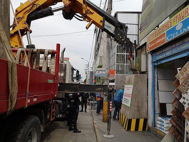 Cierran local nocturno en la avenida Jesús