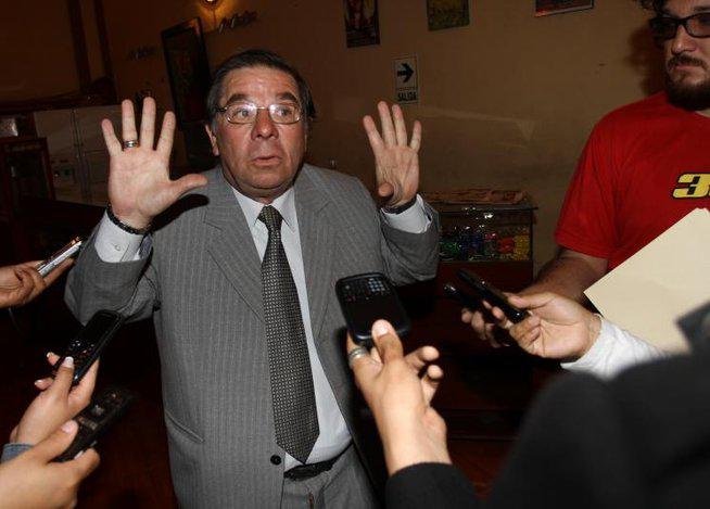 Al fondo hay sitio: Efraín Aguilar se pronuncia sobre salida de actores 