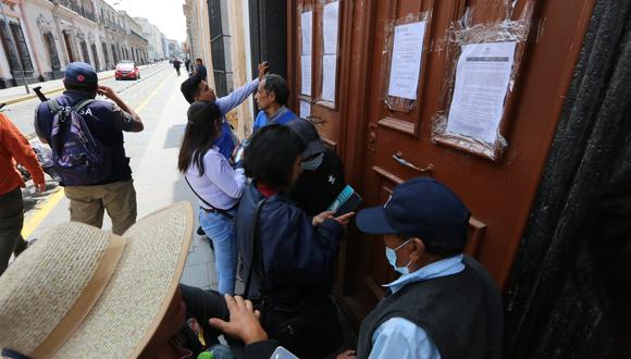 Socios confiaron dinero de sus CTS a cooperativa que la SBS disolvió en Arequipa. (Foto: GEC).