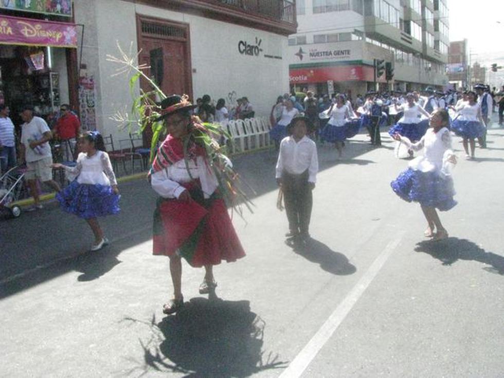 Revive lo mejor del pasacalle internacional de Tacna