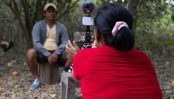Madre de Dios: Luz Britave Kuakuibehue Tije, de la comunidad Shipibo-Konibo El Pilar. Su cortometraje consistió en una reseña histórica de su comunidad expuesta a la minería ilegal.