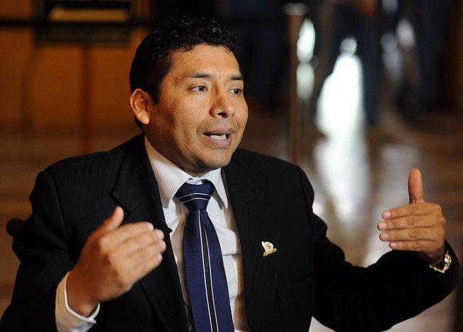 ​Ana Jara sería mejor candidata que Milton Von Hesse, sostiene Jhon Reynaga