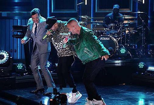 Nicky Jam y J Balvin se presentaron en el show de Jimmy Fallon (VIDEO)
