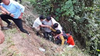 Seis simpatizantes de agrupación política caen a un abismo en caravana electoral en Huánuco