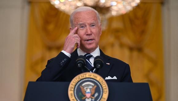 Joe Biden abrió la puerta a prolongar la retirada militar más allá del 31 de agosto, la fecha límite que se había fijado para la salida de todas las fuerzas internacionales. (Foto: Jim WATSON / AFP)