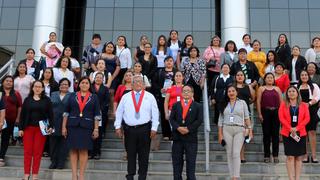 65 mujeres de Sullana, Talara y Ayabaca se gradúan como orientadoras judiciales