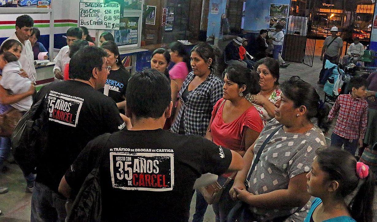 Campaña contra el tráfico de drogas en terminales terrestres de Cusco 