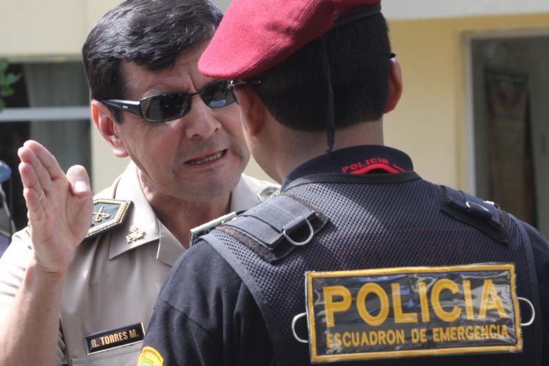 Coronel Róger Torres se queda como jefe de III Dirtepol 