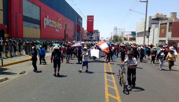 El centro comercial se ubica en la avenida Cusco que conecta el cono sur con el cercado de Tacna. (Foto: GEC)
