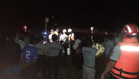 Personal Policial de la Unidad de Rescate y de la Unidad de Salvataje PNP hicieron todo lo posible para hallar el cuerpo de la mujer policía.