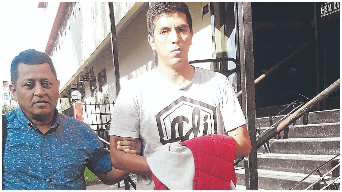 Se entrega miembro de “Los Corchines de la Corrupción” 