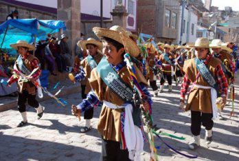 Entrada de Kapus en honor
 a San Carlos Borromeo