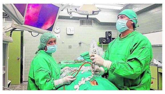 ​Realizan por primera vez una cirugía endoscópica a la nariz de una mujer