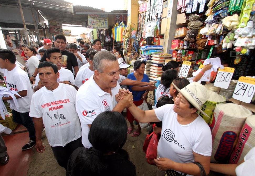 Chimbote: Daniel Urresti arremete contra César Acuña