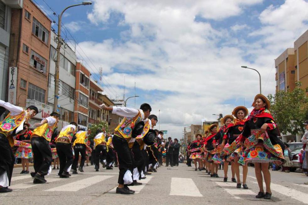 Contrapunto del Huaylarsh: Derroche de energía y vigor  