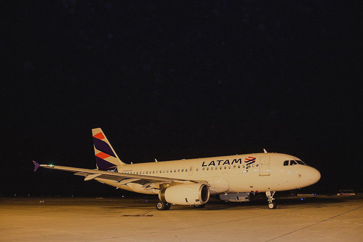 Primer vuelo de Latam Airlines Perú llega a Piura
