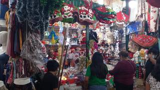 Precios de artículos navideños suben 40 % en ferias de la provincia de Ica