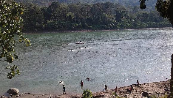 Dos jóvenes caen al río, uno aparece sin vida y el otro continúa desparecido 