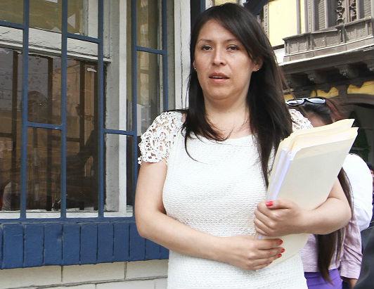  Yeni Vilcatoma dice que no puede ser retirada del cargo: "Me siento defraudada por Ollanta Humala" 