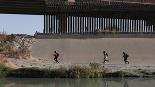 México recupera el cuerpo de un peruano en fronterizo río Bravo