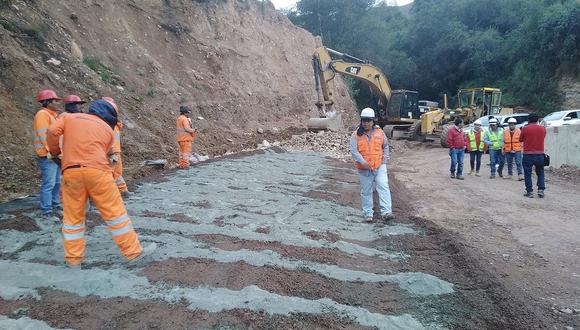 Dan ultimátum para concluir obra de asfaltado hacia Vilcas Huamán
