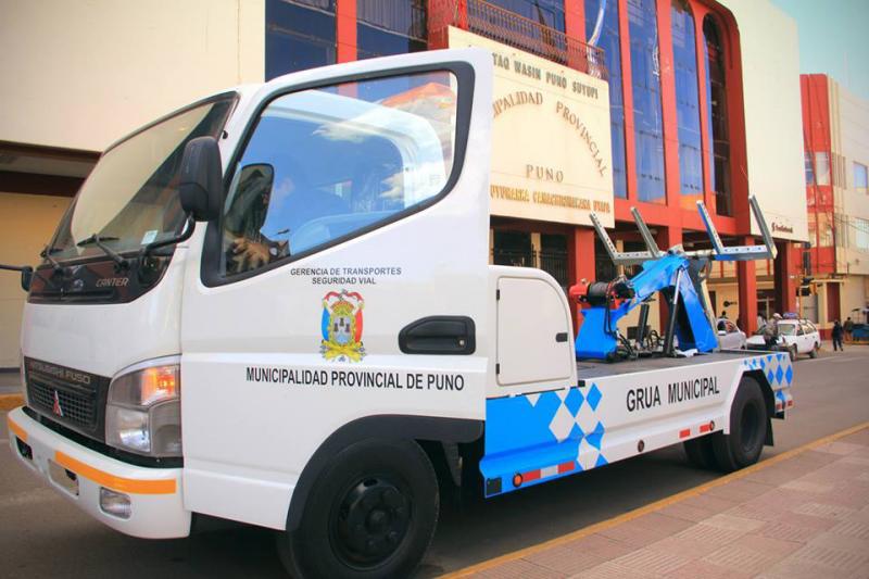 Puno. Una grúa, mil problemas