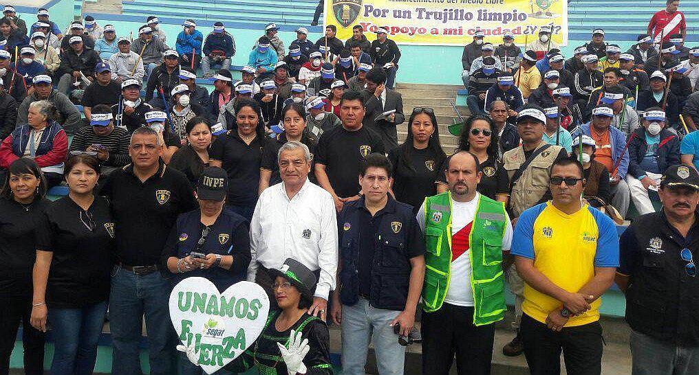 El alcalde Elidio Espinoza da su pronóstico para el duelo ante Nueva Zelanda (VIDEO)