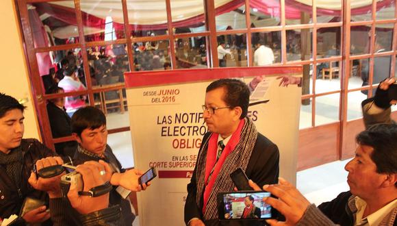 Abogada recibió la primera notificación eletrónica en el Distrito Judicial de Puno