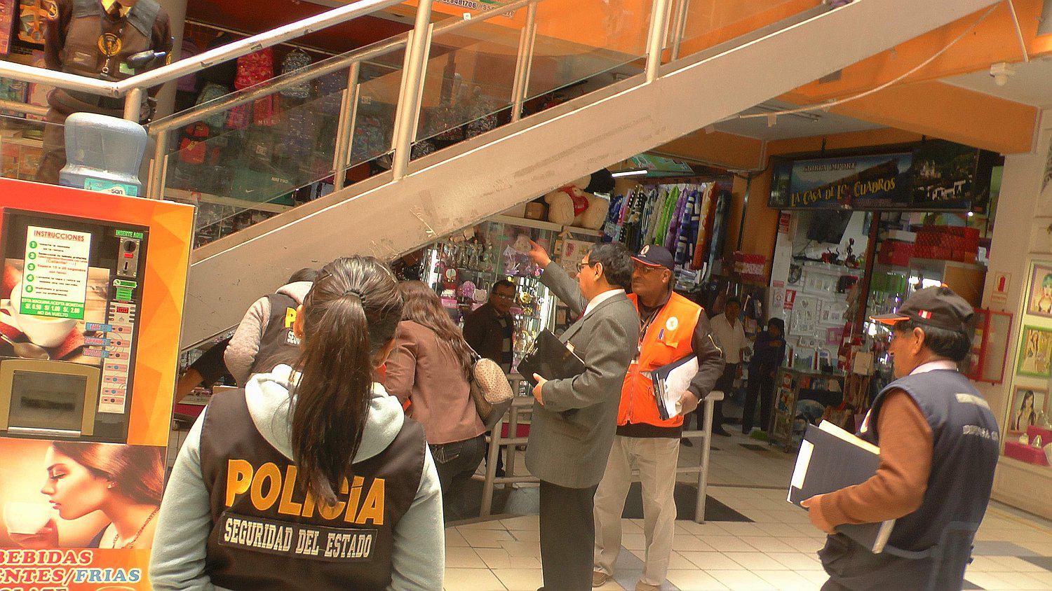 Centros comerciales de Huancayo no son seguros para clientes por faltas en Defensa Civil