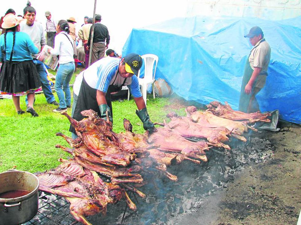 La Pachamanca, el plato que se cocina bajo la tierra 