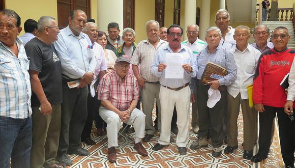 Chiclayo: Jubilados de la MPCh exigen pago por derecho de vacaciones