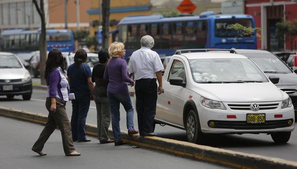 Previo al debate, el ministro de Transportes y Comunicaciones, Carlos Lozada, dijo que los "taxis colectivos" están en contra de la reforma del transporte. (Foto: GEC)