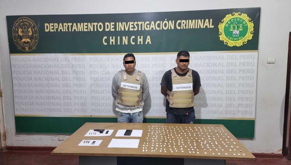 Atrapan a dos sujetos con arma de fuego, municiones y drogas en Chincha