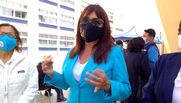 Decana nacional arribó a Tacna para tratar de resolver conflictos internos en el Colegio de Enfermeras del Perú. (Foto: Adrian Apaza)