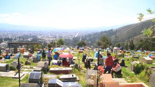 Cementerios de Huancayo reciben a cientos en el Día de la Madre (FOTOS)