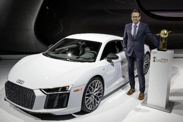 Audi R8 ganador del “2016 World Performance Car”
