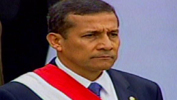 Ollanta Humala llega con retraso a la avenida Brasil