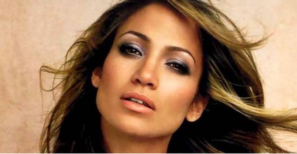 Jennifer López afirma estar orgullosa de su trasero (FOTOS)