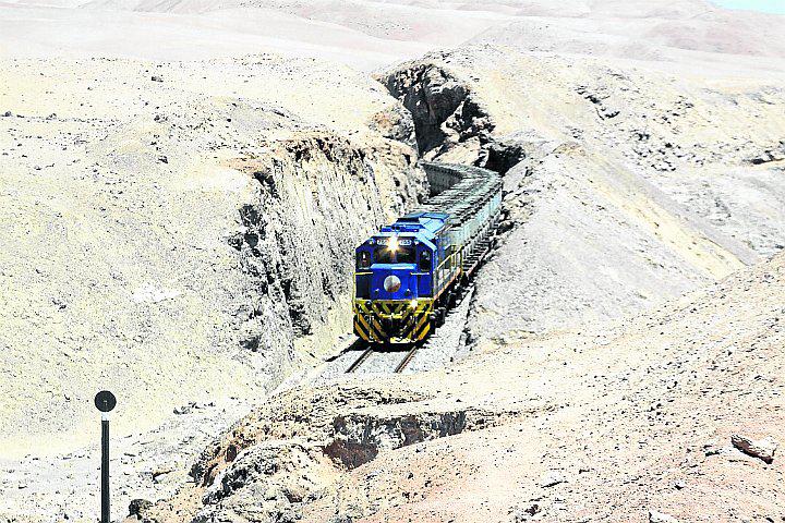 Dos países interesados en ferrocarril de Marcona