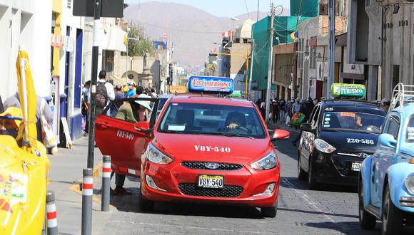 Reinician entrega de Setare para 5 mil taxistas de Arequipa
