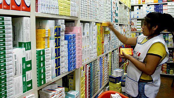 Congreso elabora proyecto de ley para regular precios de medicinas