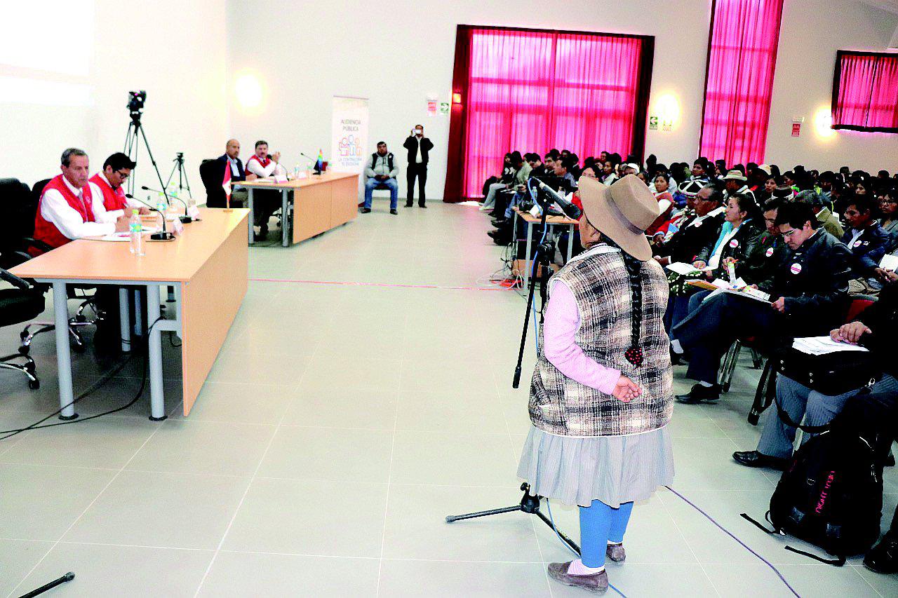 Contraloría programa audiencias en dos provincias de la región Puno