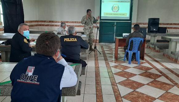 Coordinan medidas de seguridad con el Ejército y Policía Nacional del Perú para las elecciones del próximo 6 de junio.