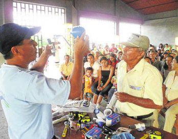 Más de 200 familias reciben Educación Sanitaria