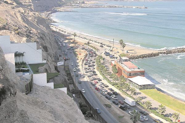 Costa Verde: Piden sancionar a empresa por tráfico en esta vía