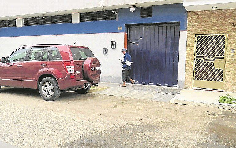 Trujillo: Dejan granada y carta extorsiva en la puerta de una ferretería